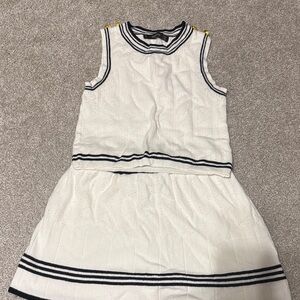 Chic White and Black Women's Casual Dress